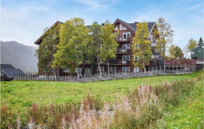 Beautiful Apartment In Geilo With Kitchen
